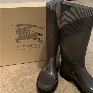 Authentic Burberry rain boots